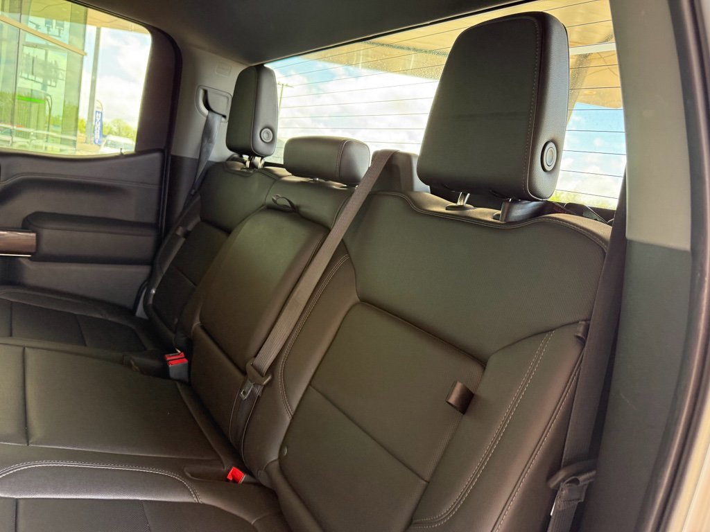 Used 2021 GMC Sierra 1500 SLT AWD/4WD image 25