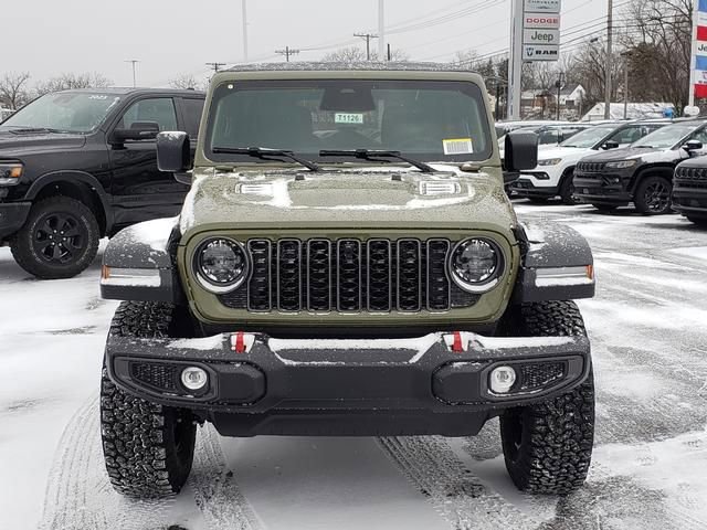 New 2026 Jeep Wrangler Unlimited Rubicon w/ Technology Group image 5