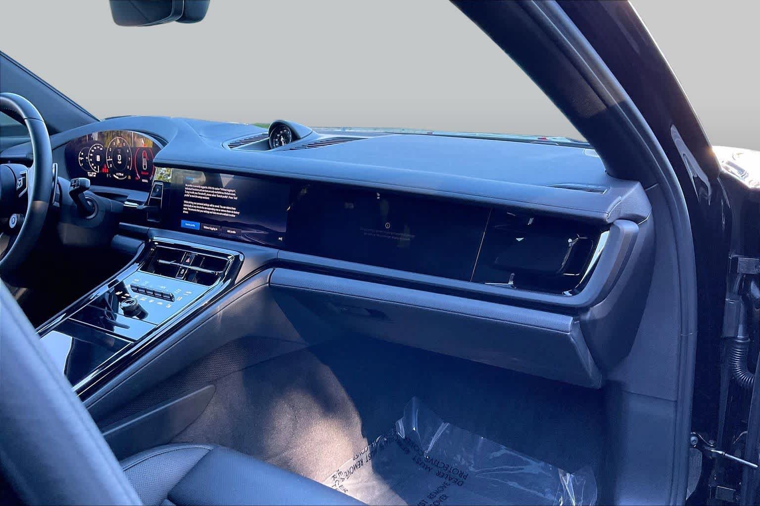 Used 2026 Porsche Panamera 4 AWD/4WD image 18