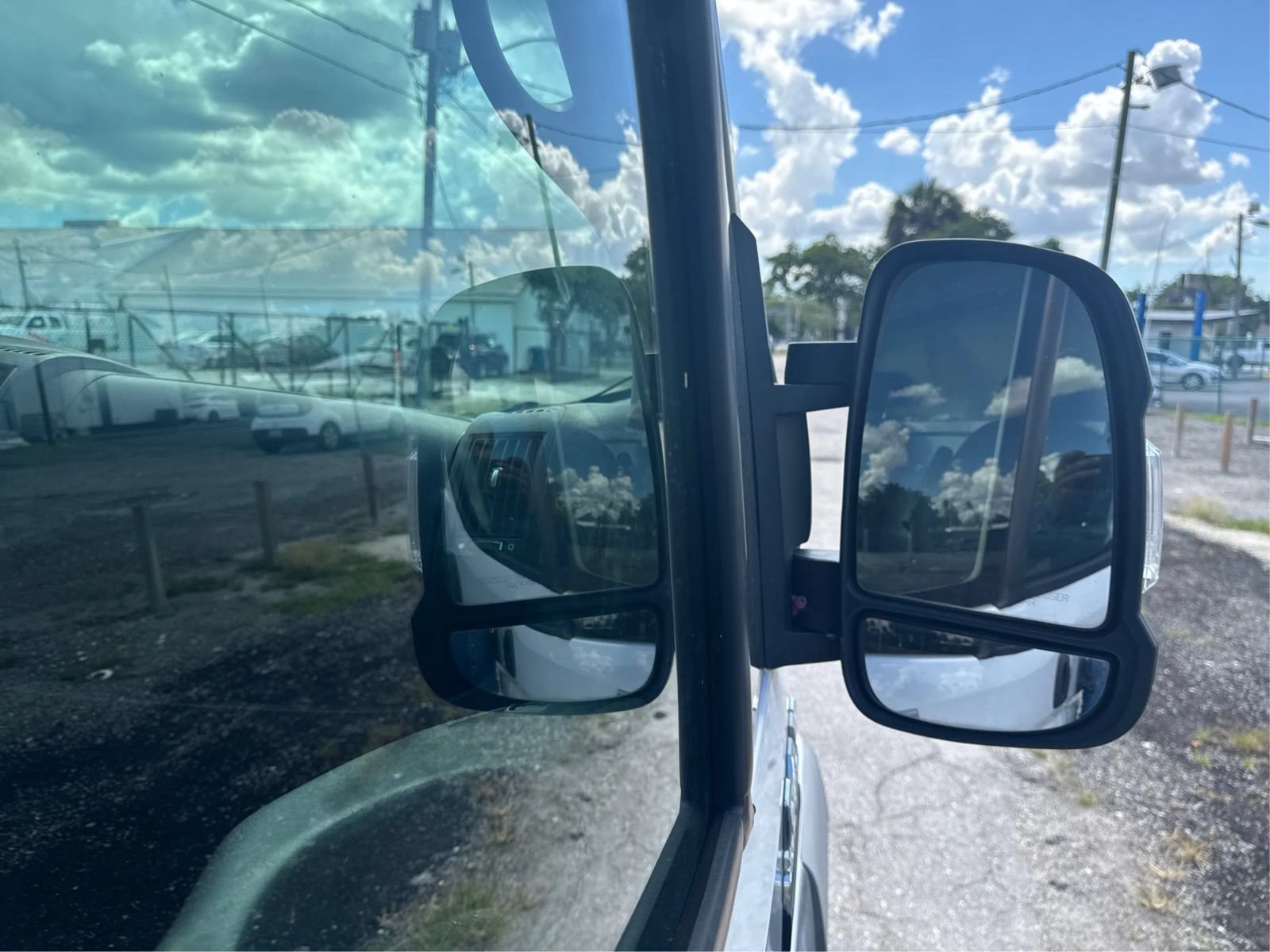Used 2017 RAM ProMaster 2500 w/ Interior Convenience Group FWD image 25