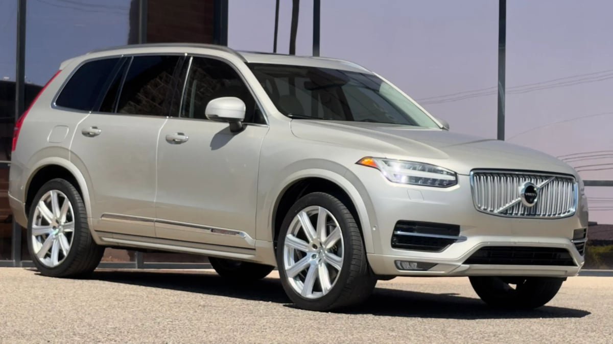 Used 2017 Volvo XC90 T6 Inscription w/ Vision Package AWD/4WD image 23