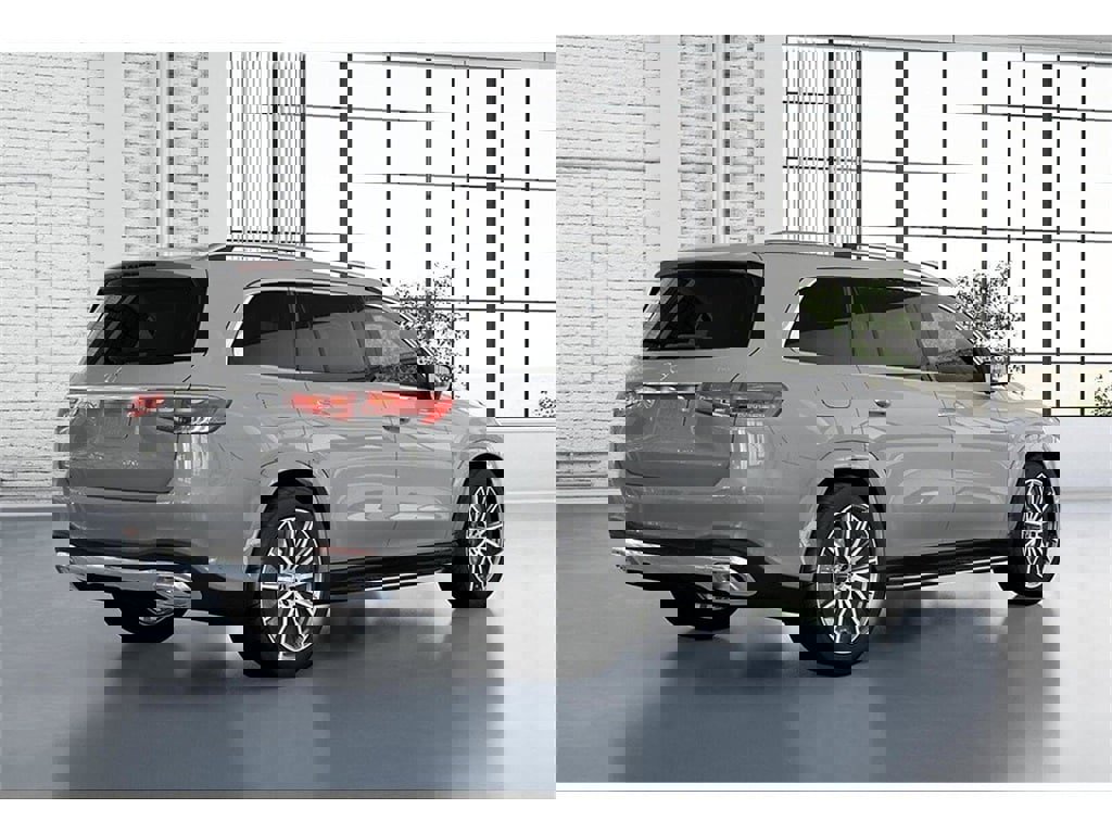 New 2026 Mercedes-Benz GLS 580 4MATIC image 21