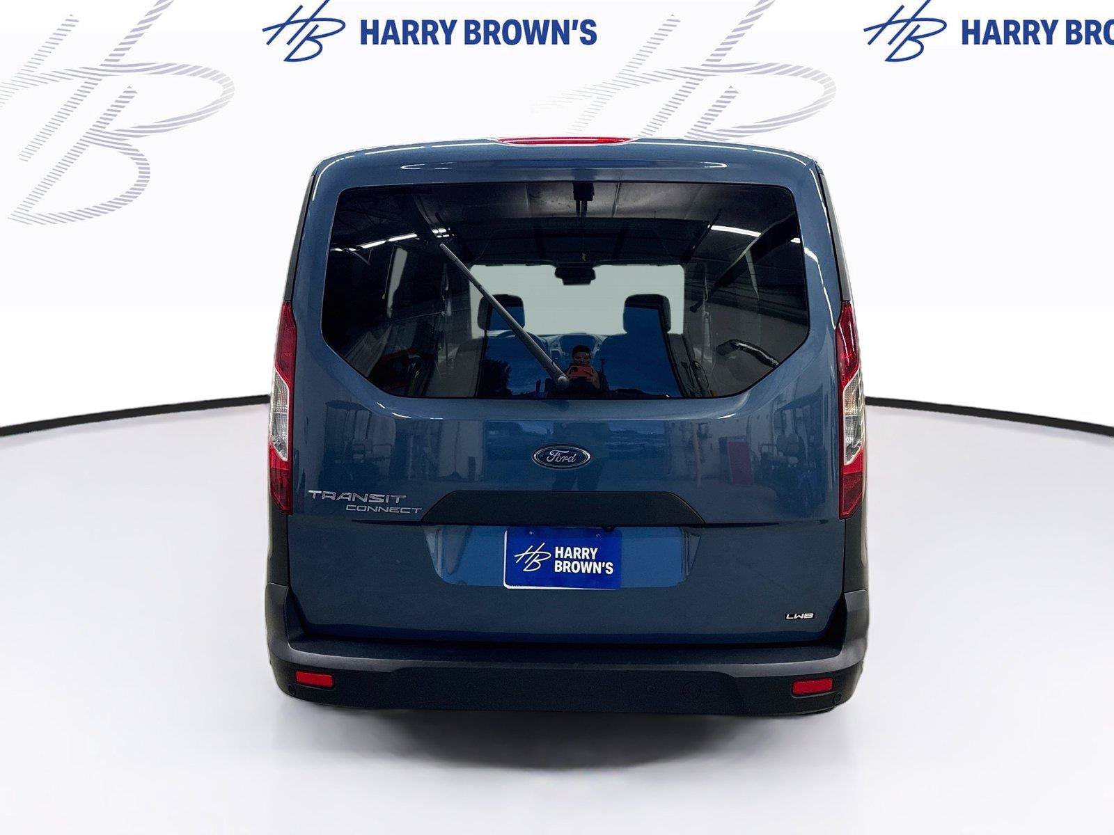 Used 2023 Ford Transit Connect XL FWD image 9