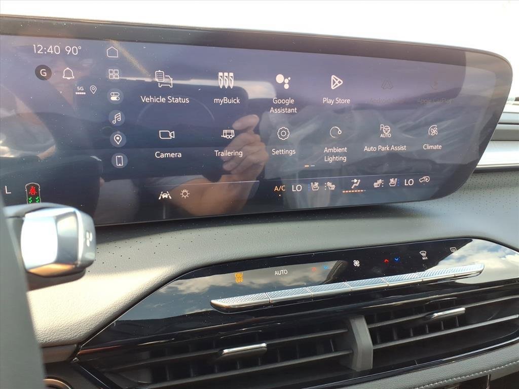 New 2026 Buick Enclave Avenir image 21