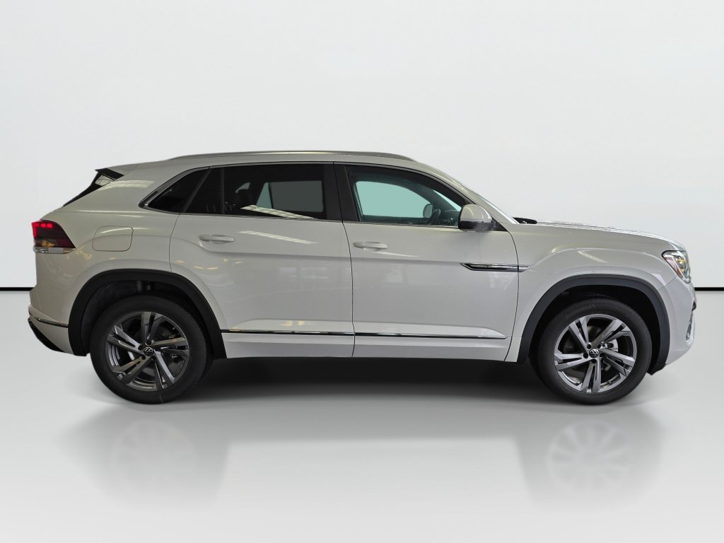 New 2024 Volkswagen Atlas Cross Sport SEL R-Line AWD/4WD image 2