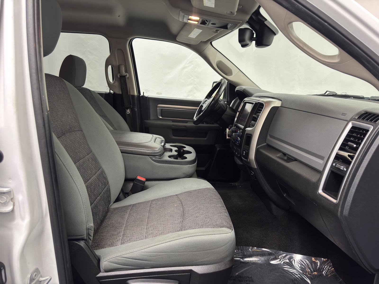 Used 2015 RAM 1500 Big Horn image 38