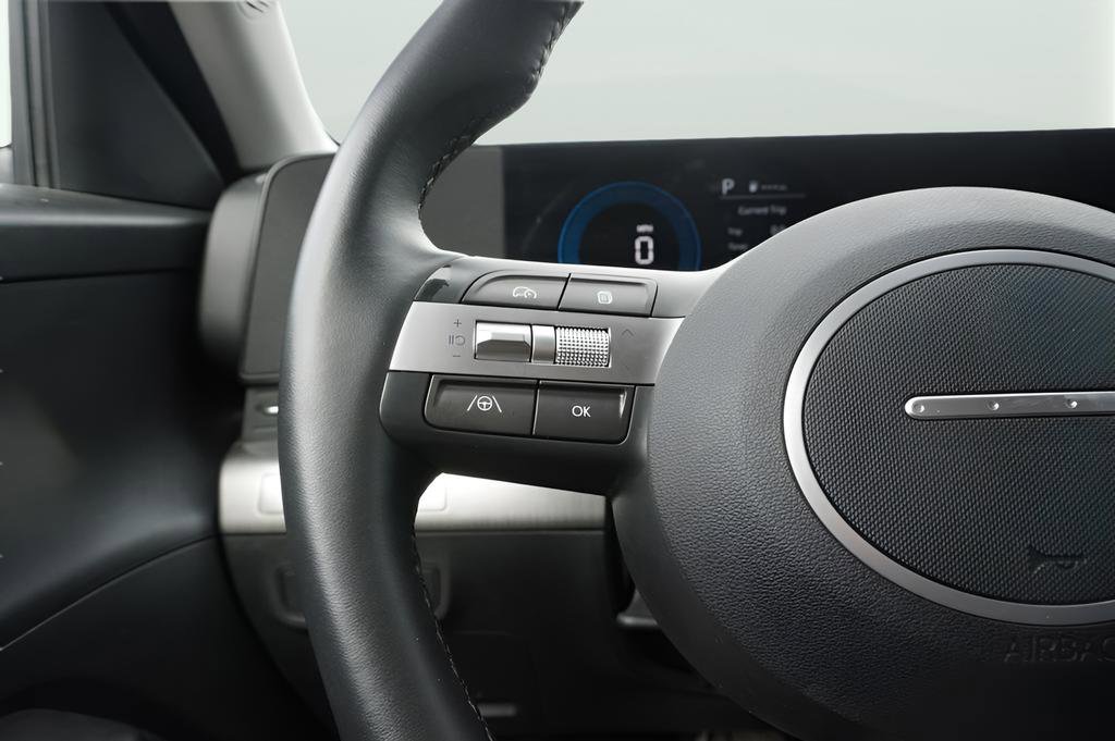 Used 2025 Hyundai Kona SEL image 26