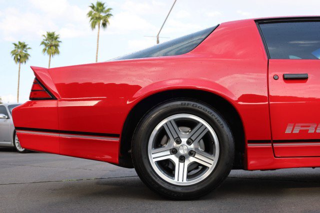 Used 1990 Chevrolet Camaro IROC-Z RWD image 50