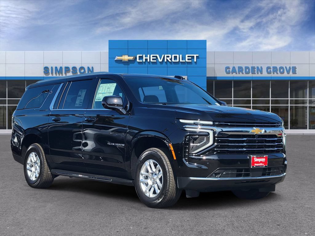 New 2026 Chevrolet Suburban LT w/ Comfort Package