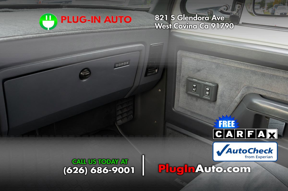 Used 1992 Dodge D/W Truck 250 image 15