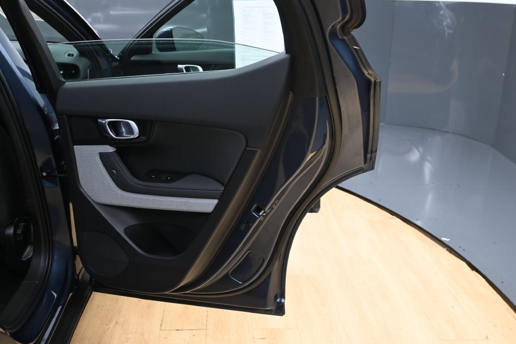 Used 2024 Polestar Polestar 2 AWD/4WD image 32