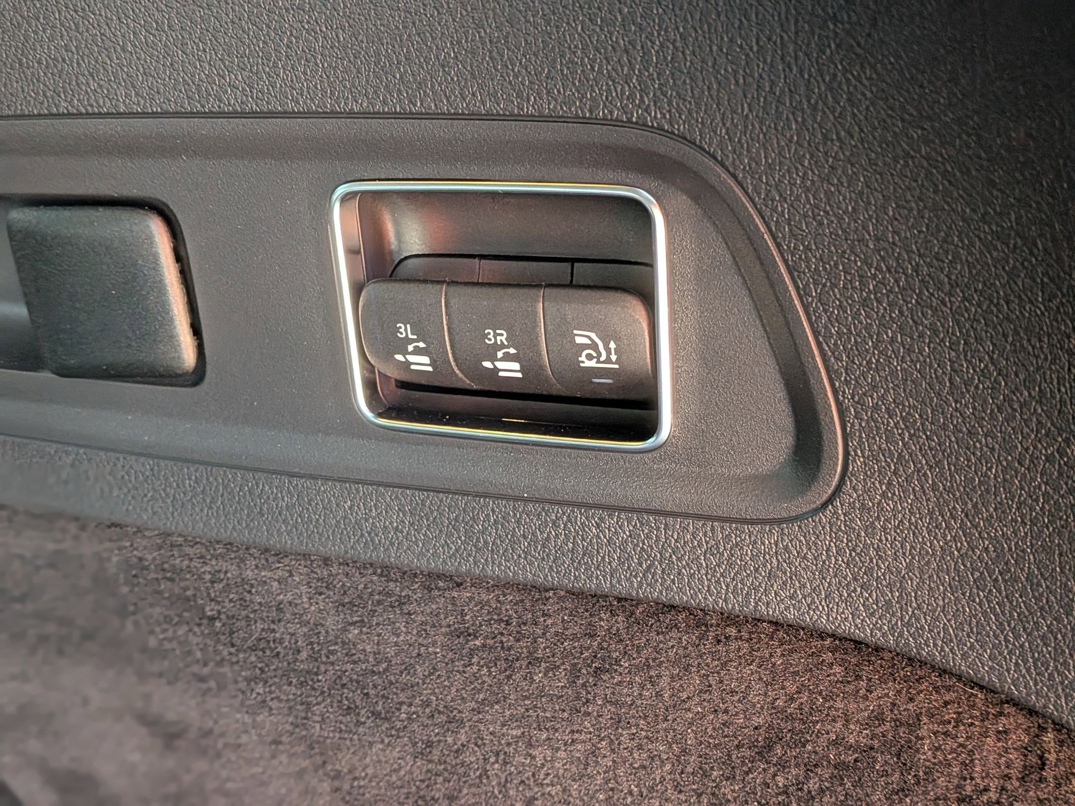 Certified 2025 Mercedes-Benz GLS 450 GLS 450 image 30