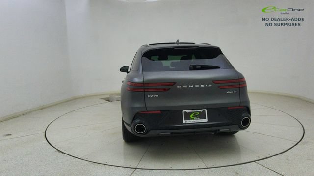 Used 2024 Genesis GV70 3.5T Sport w/ Sport Prestige Package AWD/4WD image 71