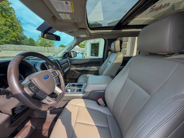 Used 2019 Ford Expedition XLT w/ Equipment Group 201A RWD image 5