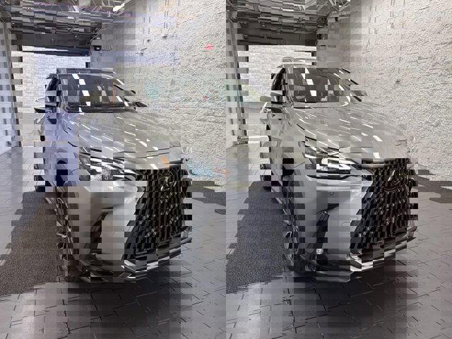 New 2026 Lexus NX 350 AWD image 2