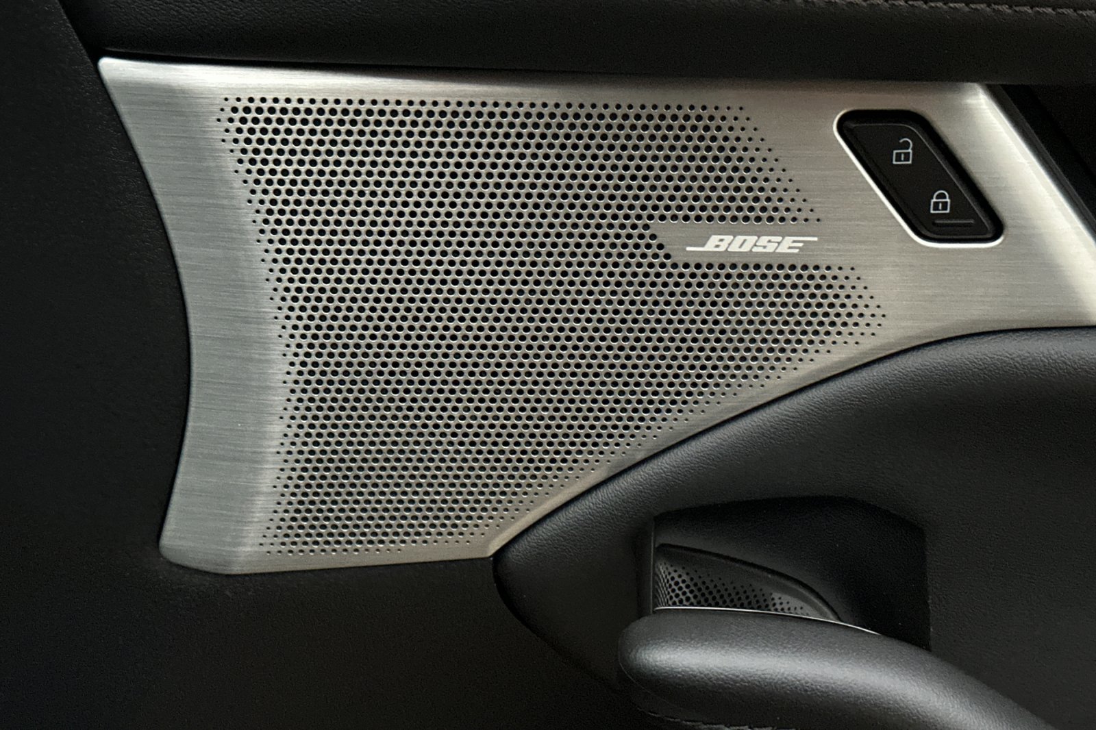 New 2026 MAZDA MAZDA3 Hatchback w/Premium Plus Pkg image 20