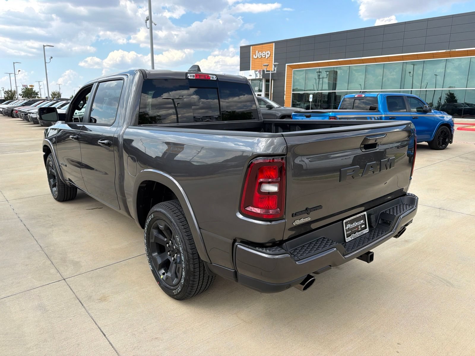 New 2027 RAM 1500 2WD Crew Cab image 3