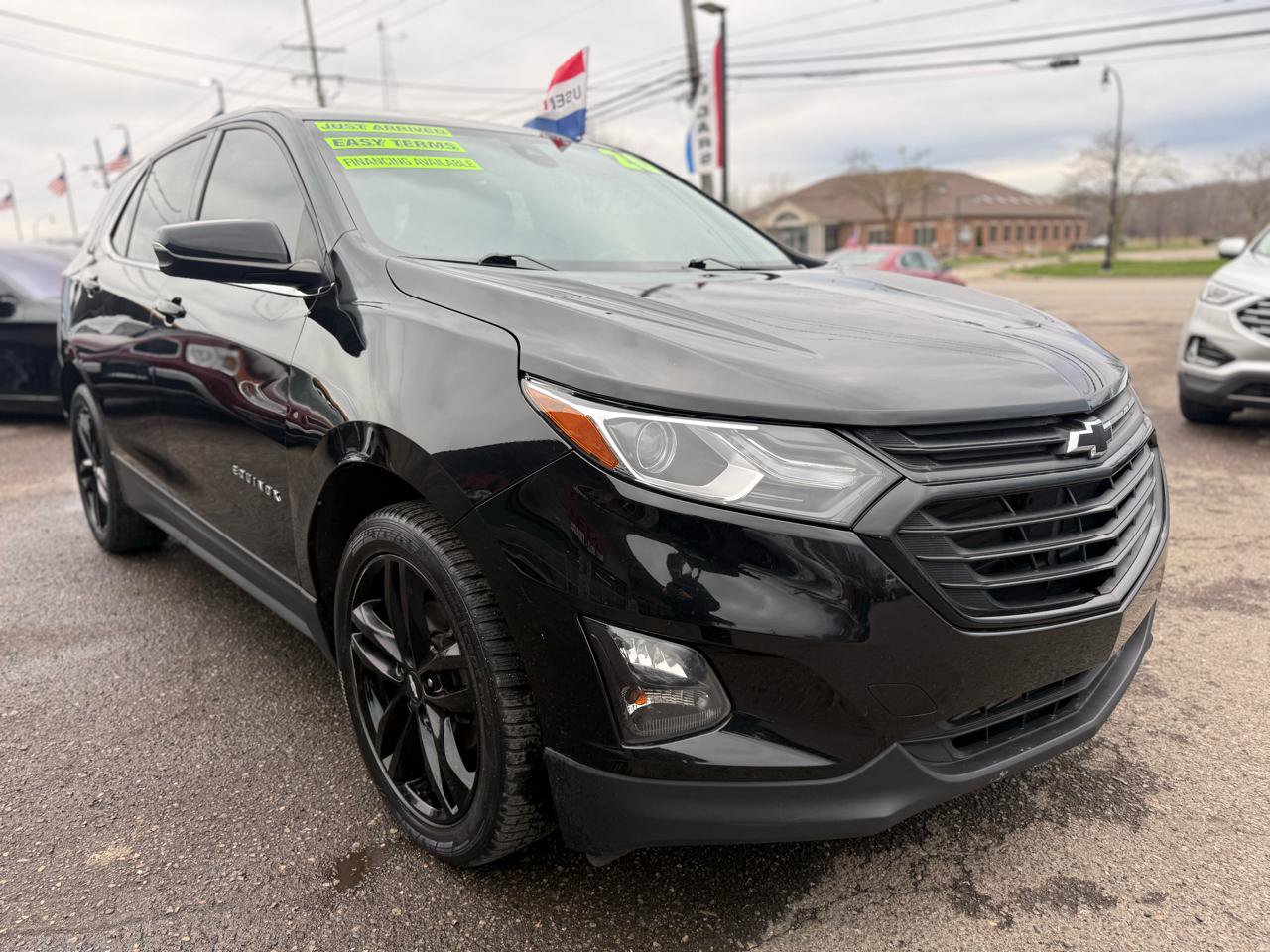 Used 2020 Chevrolet Equinox LT w/ Midnight Edition image 3