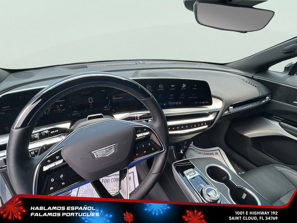 Certified 2025 Cadillac Lyriq Luxury w/ LPO, Floor Liner Package AWD/4WD image 15