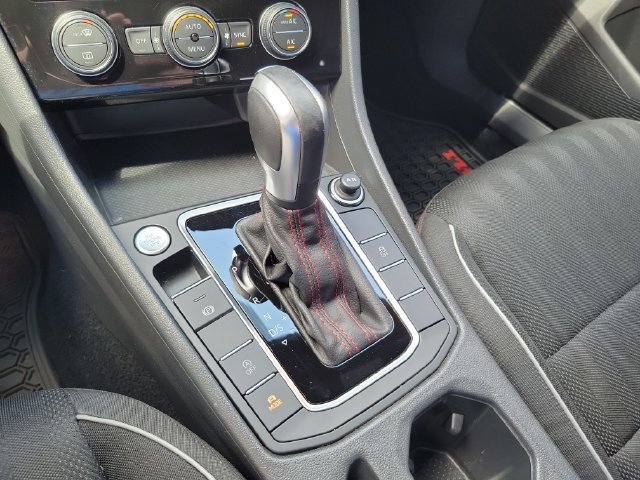 Used 2020 Volkswagen Jetta GLI FWD image 22
