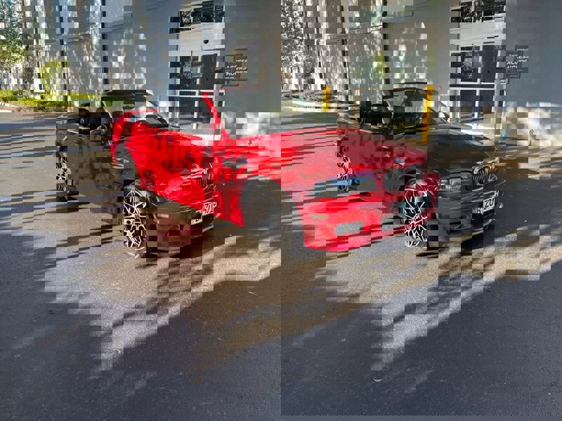 Used 2004 BMW M3 image 4