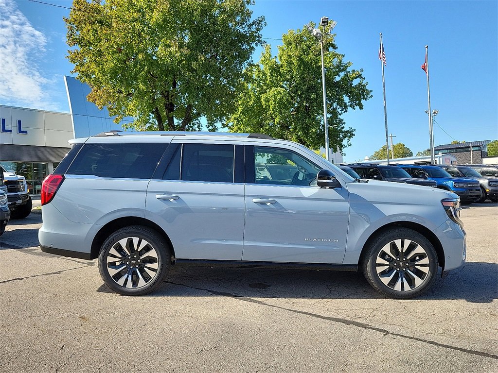 New 2025 Ford Expedition Platinum image 6