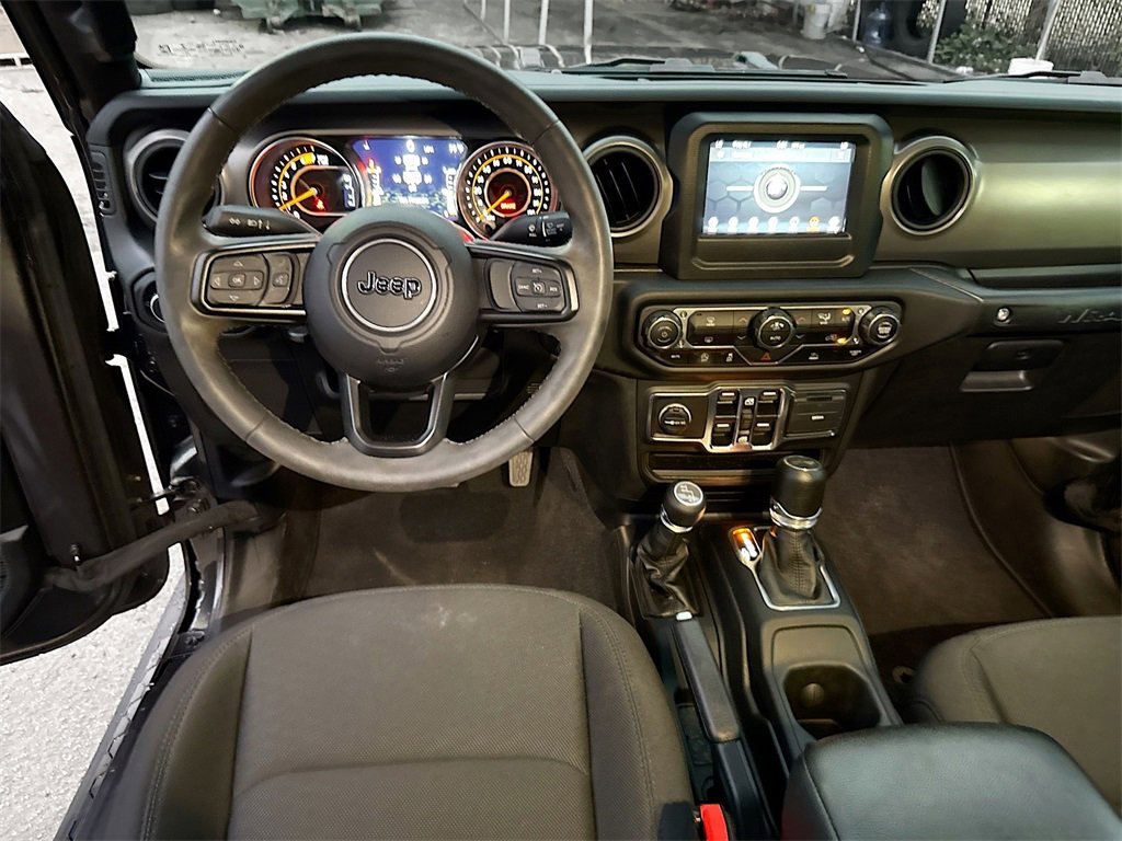 Used 2023 Jeep Wrangler Sport S image 25