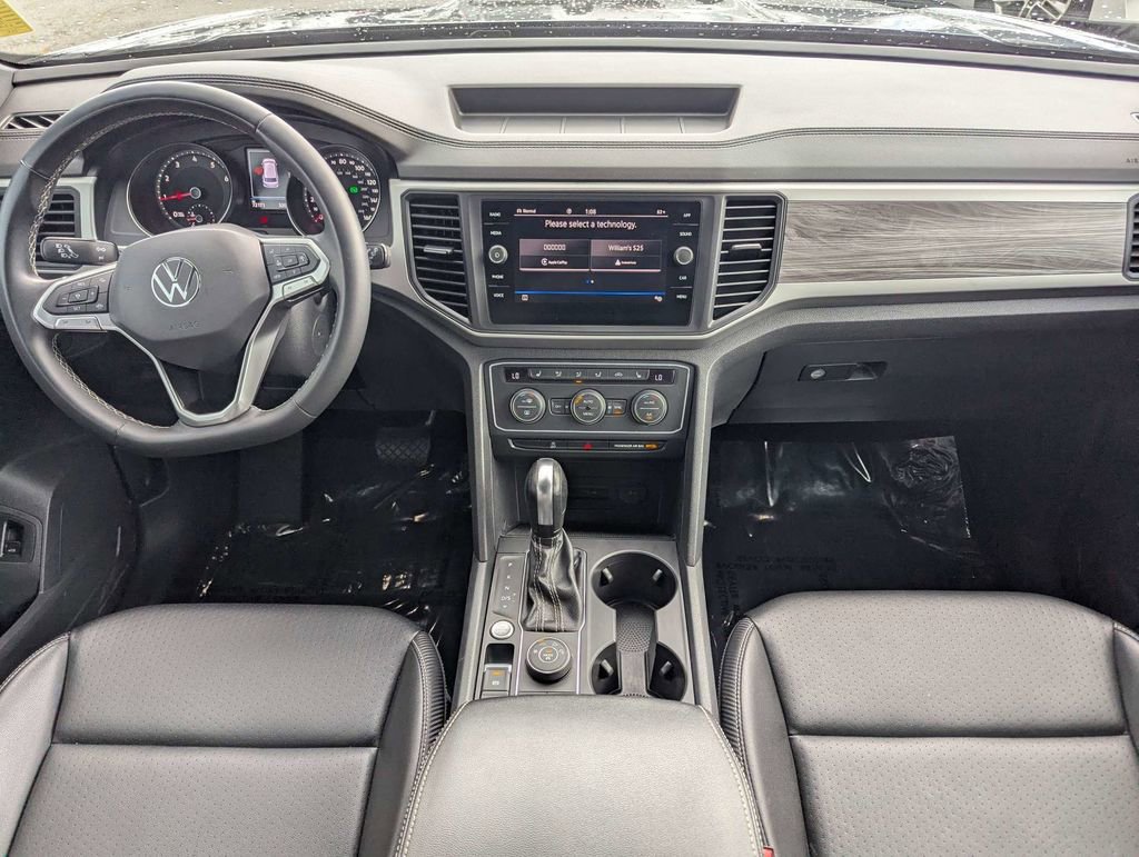 Used 2021 Volkswagen Atlas Cross Sport SE w/ Panoramic Sunroof Package AWD/4WD image 15
