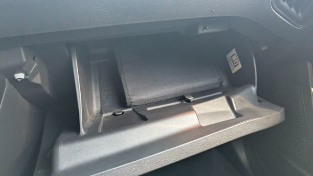 Used 2016 Ford Focus SE image 36