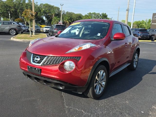 Used 2014 Nissan Juke SV FWD image 2