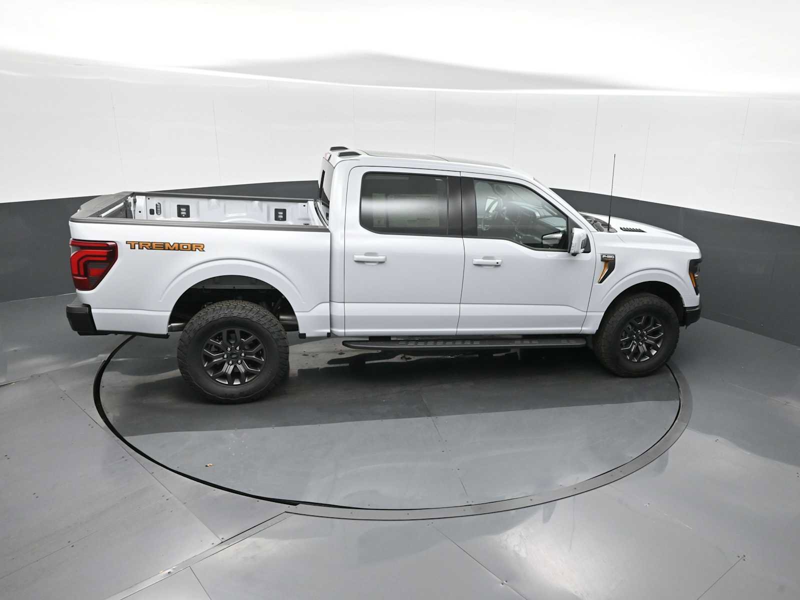 New 2025 Ford F150 Tremor w/ Equipment Group 402A High image 17
