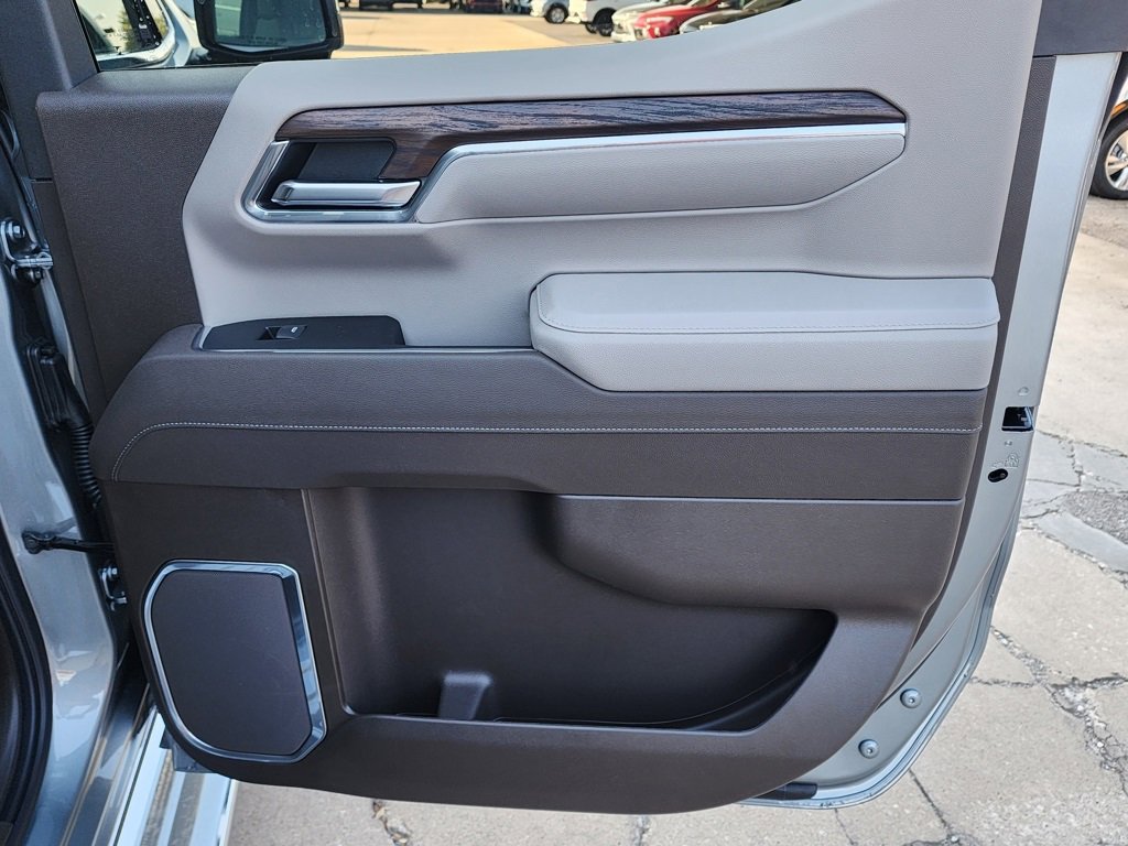 New 2026 GMC Sierra 1500 SLT w/ SLT Premium Plus Package image 41