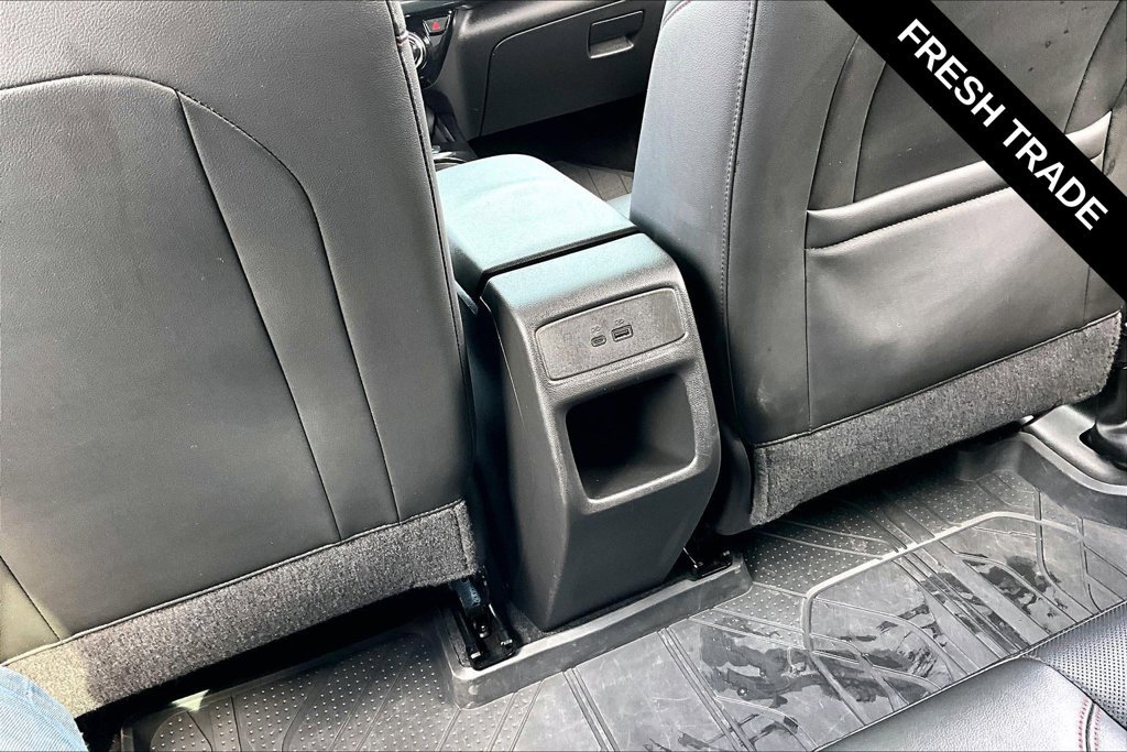 Used 2024 Chevrolet Trax RS w/ Sunroof Package FWD image 15