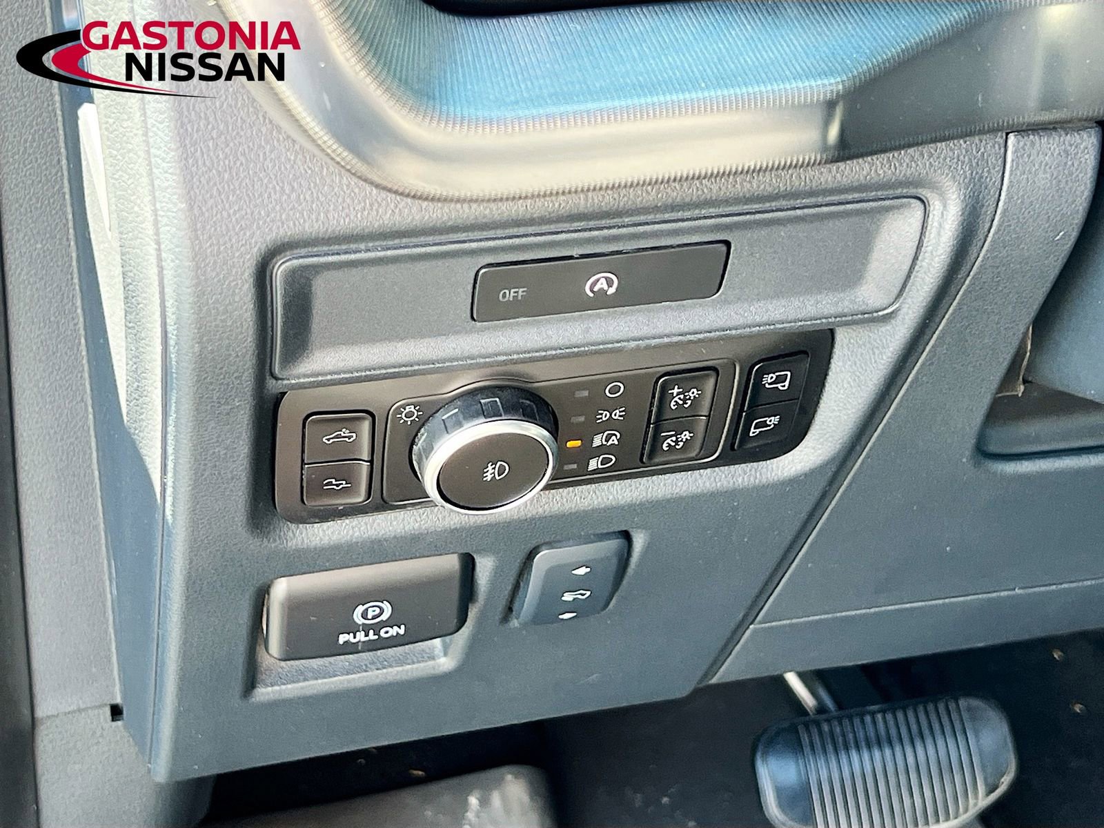 Used 2025 Ford F150 Raptor image 13