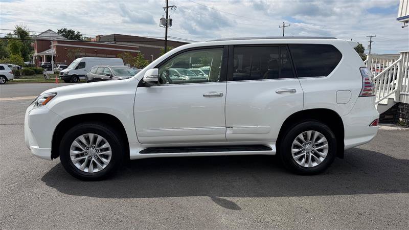 Used 2019 Lexus GX 460 Premium w/ Premium Package AWD/4WD image 3