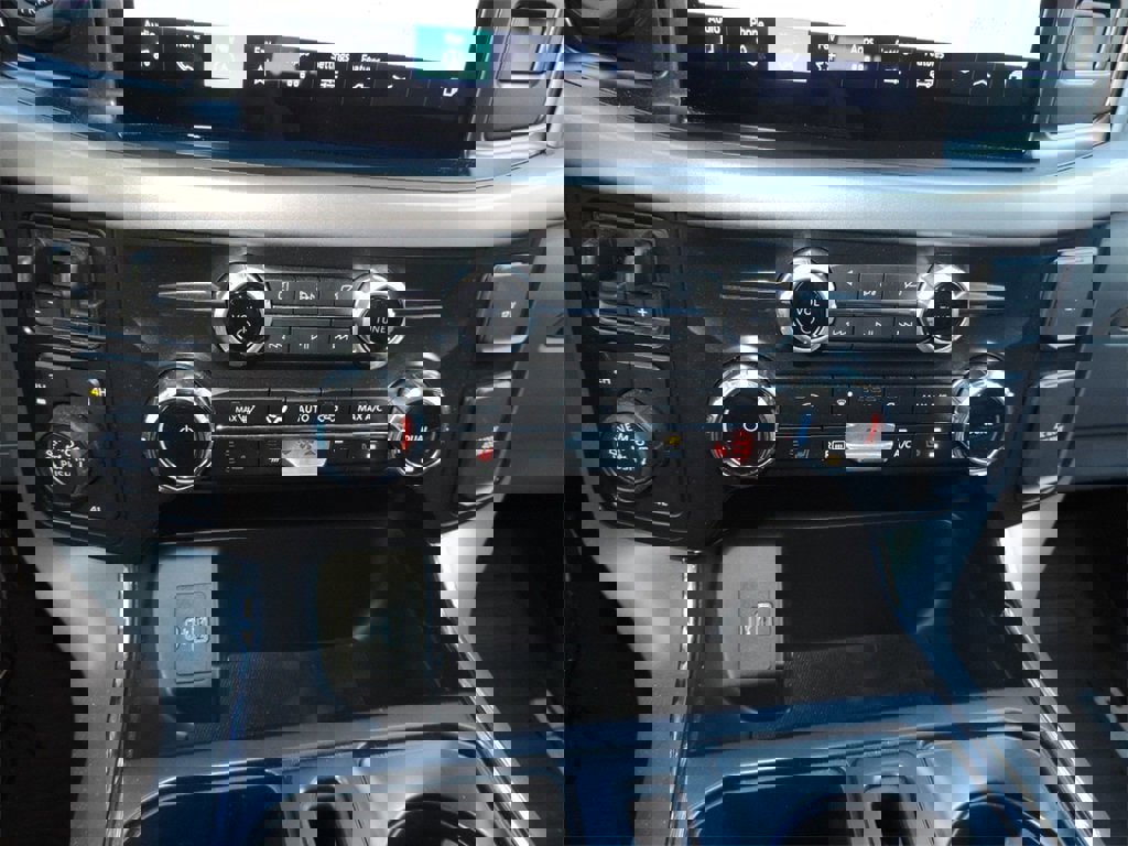 Used 2024 Ford F150 XLT w/ Equipment Group 302A MID image 20