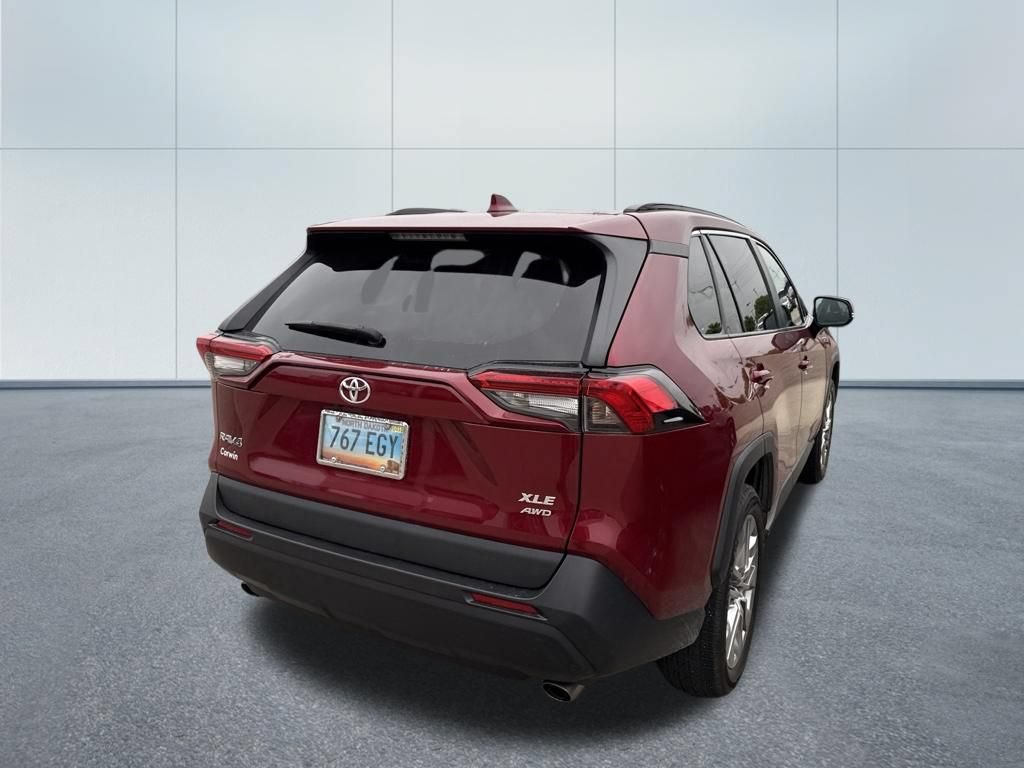 Used 2021 Toyota RAV4 XLE Premium AWD/4WD image 11