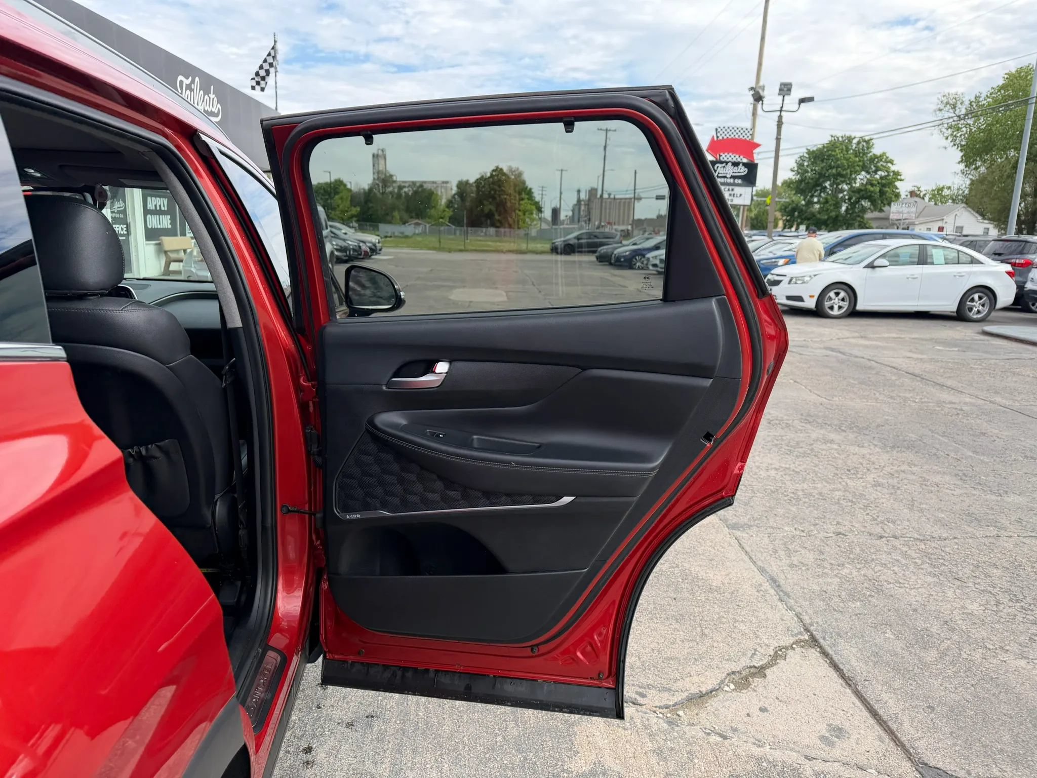 Used 2019 Hyundai Santa Fe Limited FWD image 16