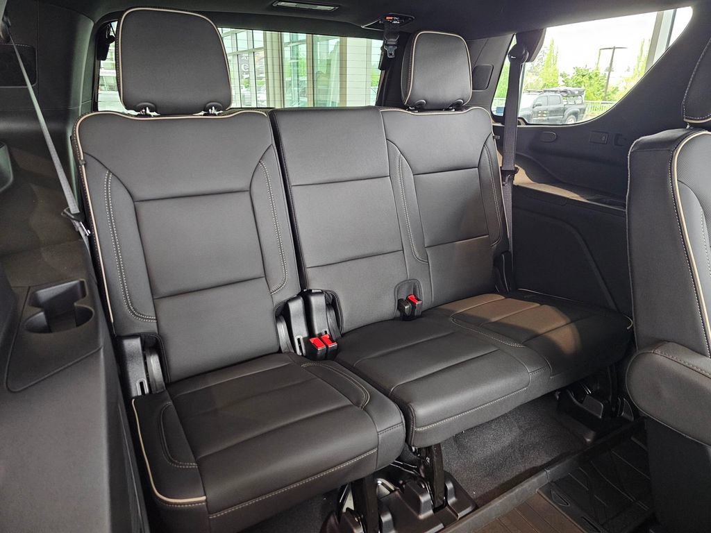 New 2026 Chevrolet Tahoe Premier w/ Sun And Tow Package AWD/4WD image 13