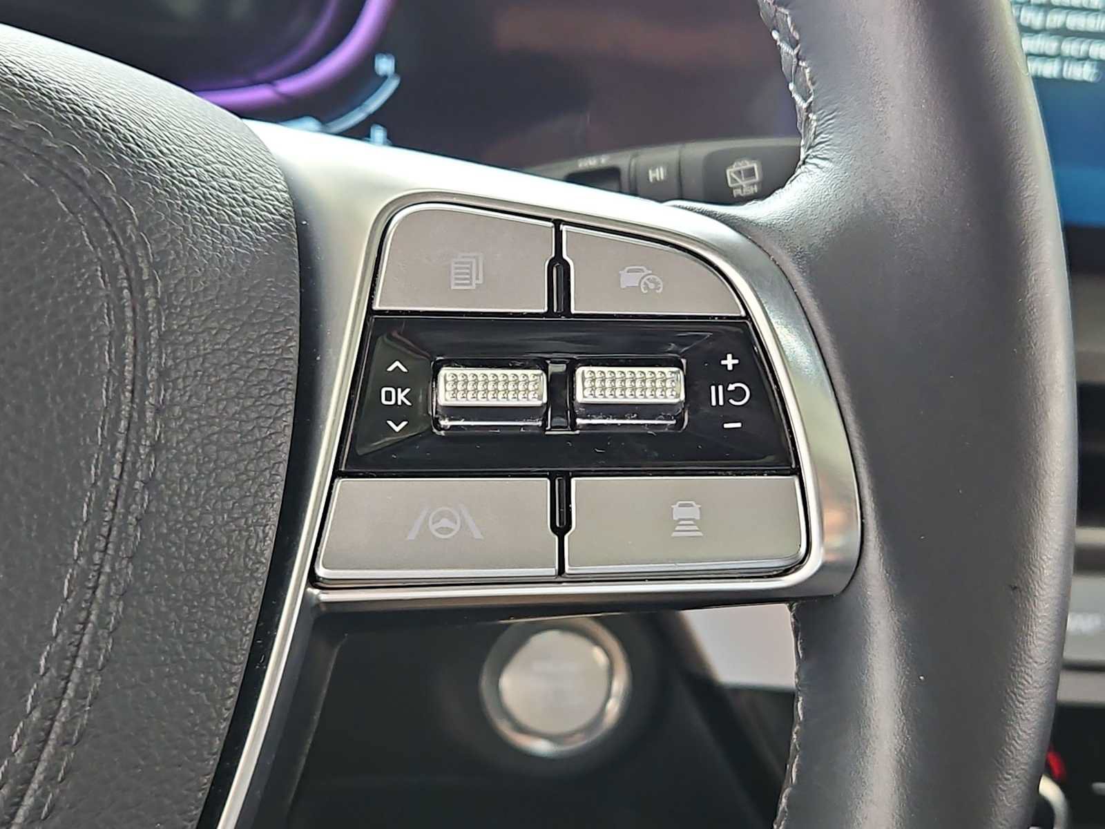 Certified 2025 Kia Telluride AWD image 16