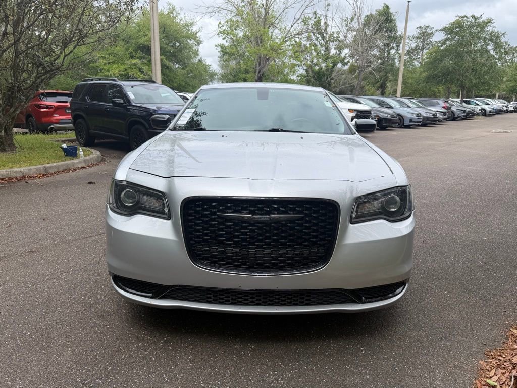 Used 2021 Chrysler 300 Touring w/ Sport Appearance Package image 2