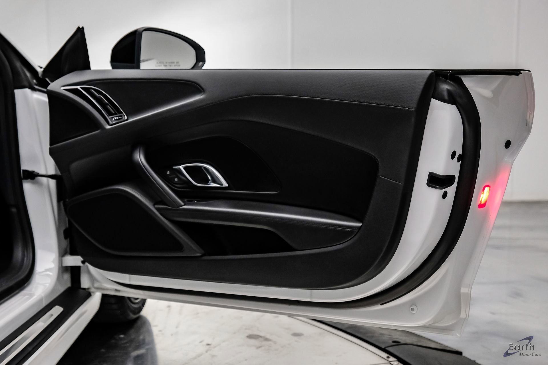 Used 2018 Audi R8 V10 image 93