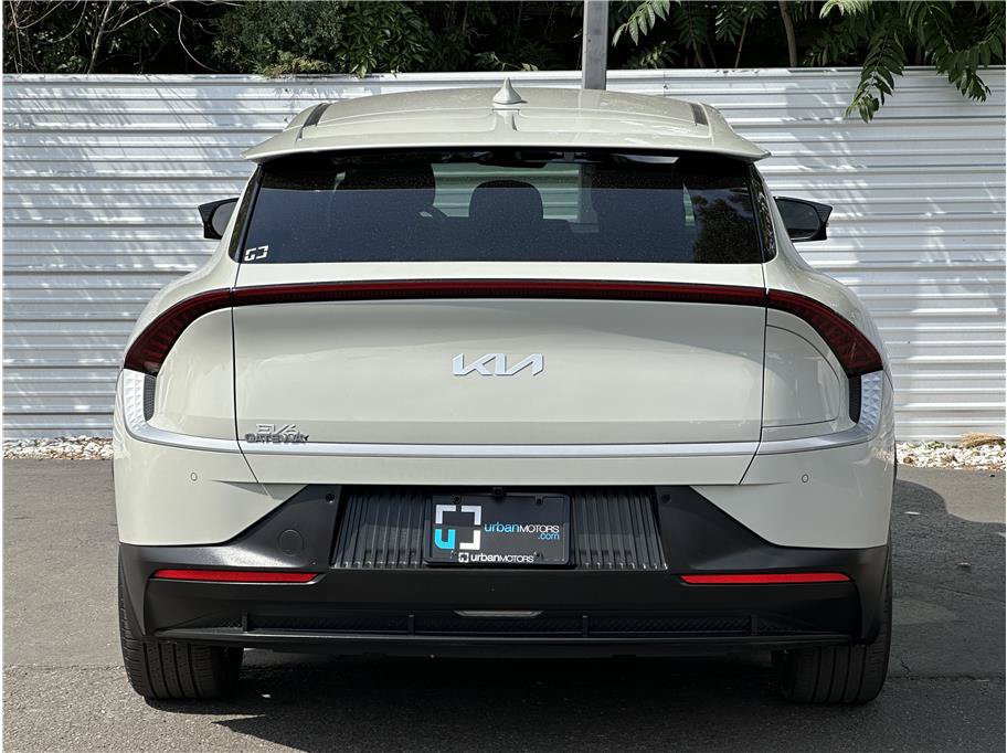 Used 2024 Kia EV6 Light AWD/4WD image 11