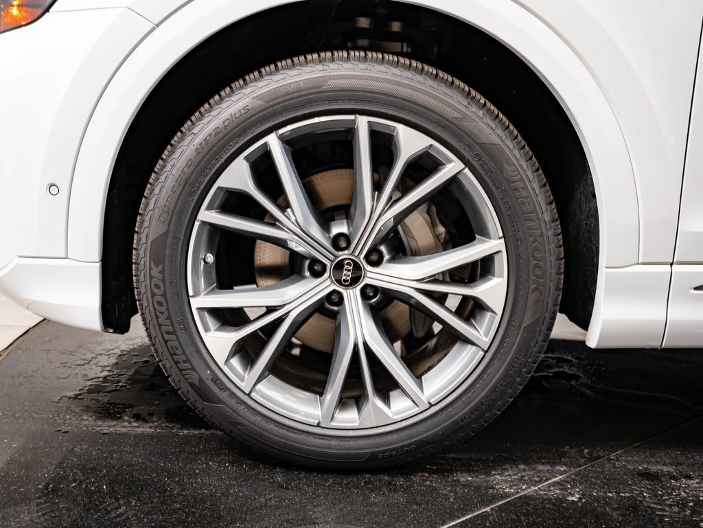 New 2026 Audi Q8 Prestige AWD/4WD image 13