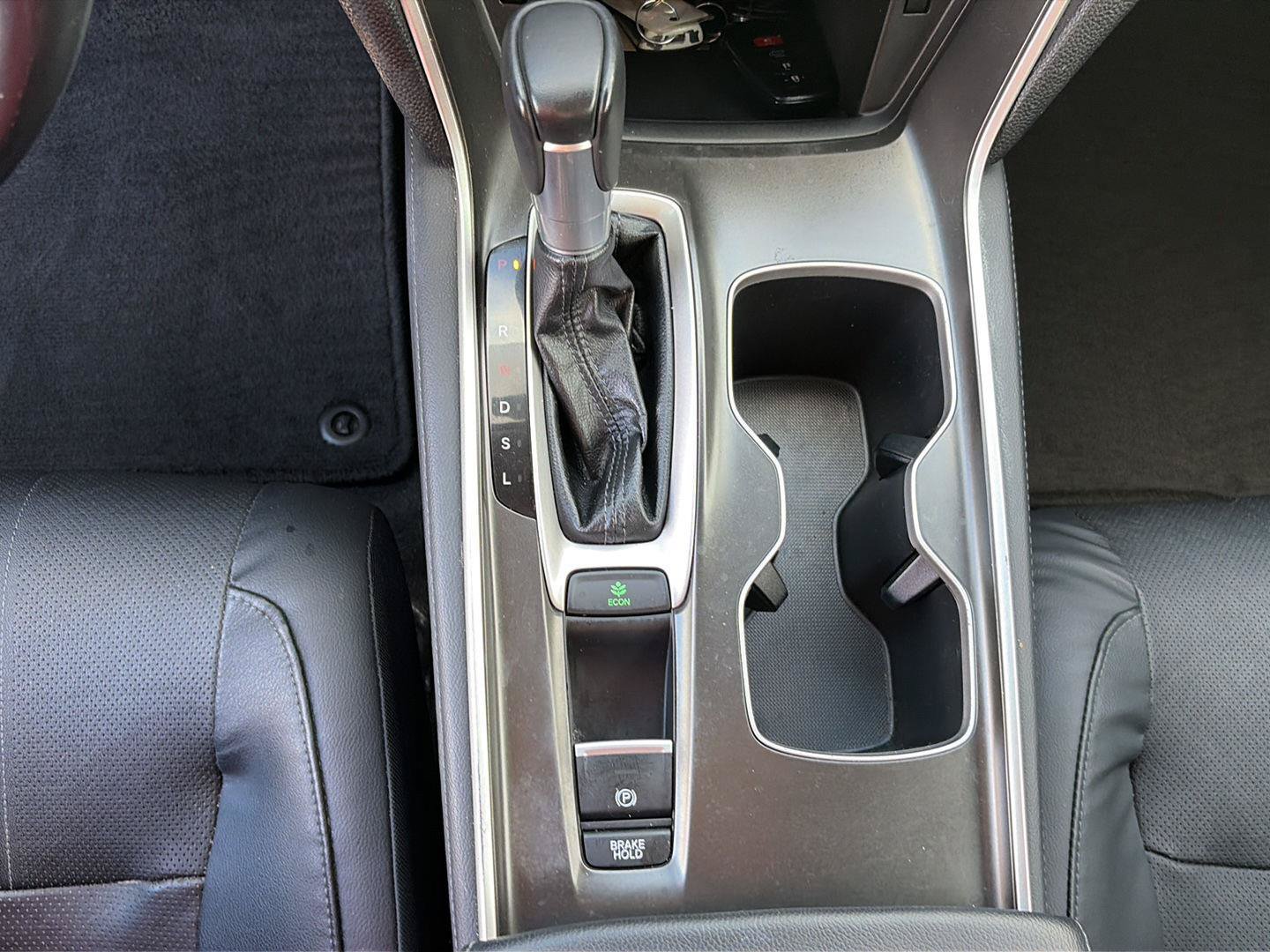 Used 2018 Honda Accord EX-L image 11
