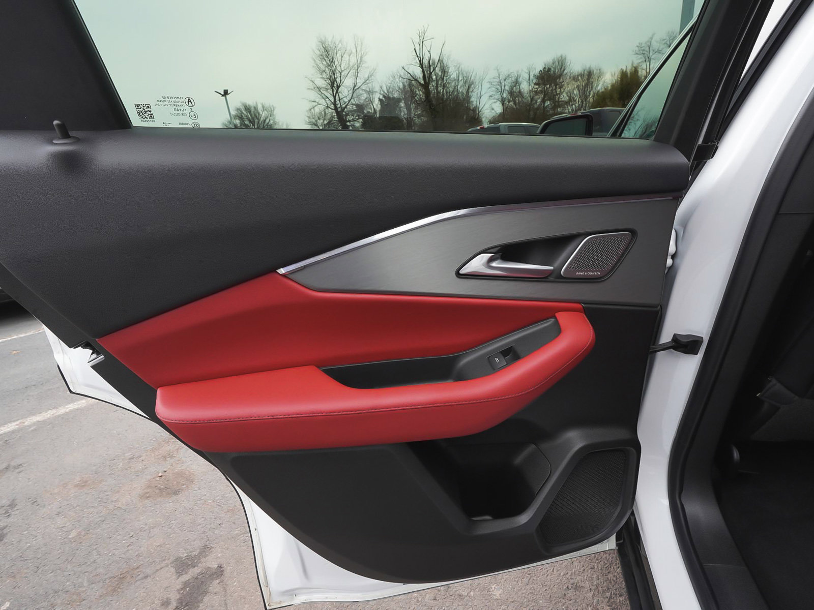 Used 2024 Acura ZDX A-Spec image 11