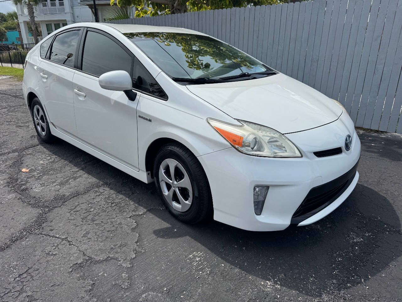 Used 2015 Toyota Prius Two FWD image 1