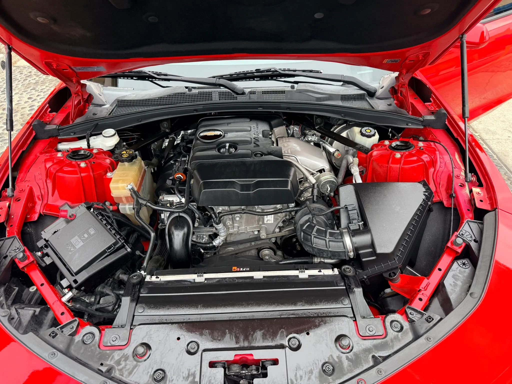 Used 2018 Chevrolet Camaro LT RWD image 23