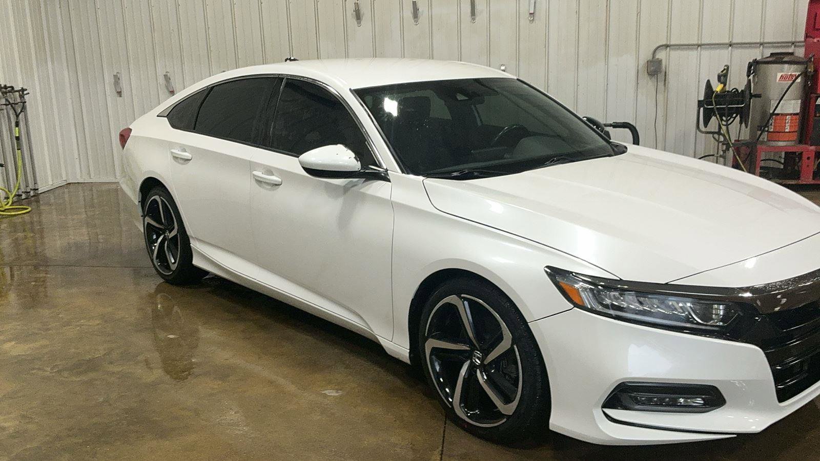 Used 2019 Honda Accord Sport image 4