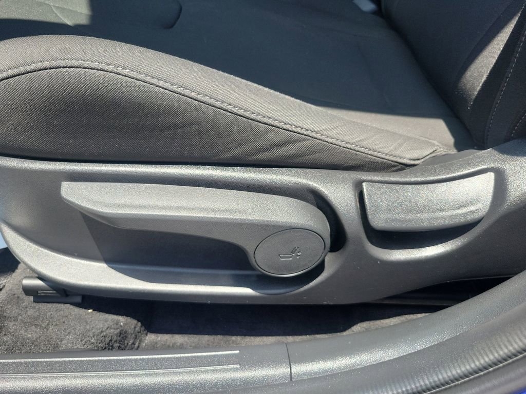 Used 2023 Hyundai Elantra SEL w/ Convenience Package FWD image 22